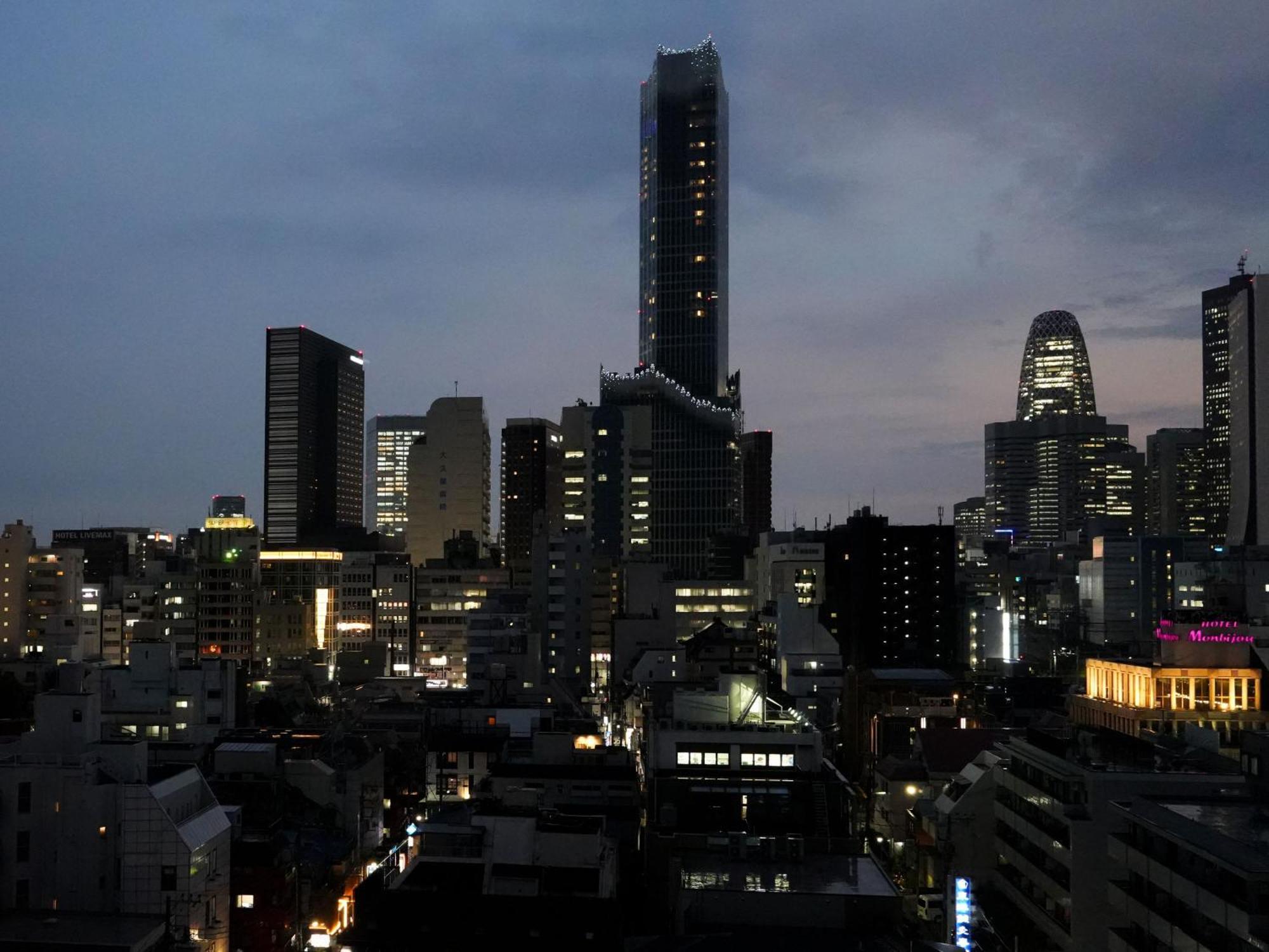 Rembrandt Cabin Shinjuku Shin-Okubo Токио Экстерьер фото